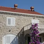 بيت ضيافة Franica & Pero Lobrovic