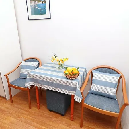 Gæstehus Franica & Pero Lobrovic 3*